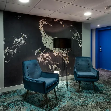 Western Aquakub Hotel 3*