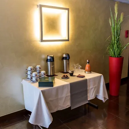 Hotel Western Aquakub Aix-les-Bains