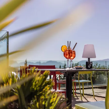 Hotel Western Aquakub