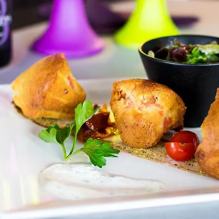 Hotel Western Aquakub Aix-les-Bains