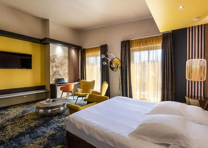 Otel Western Aquakub