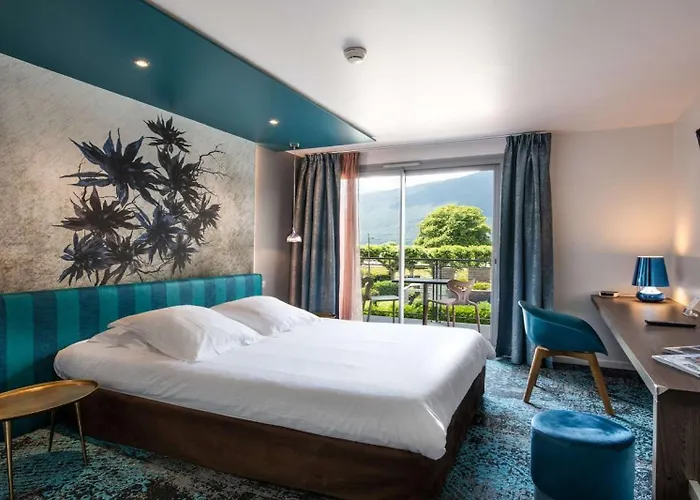 Western Aquakub Otel 3*