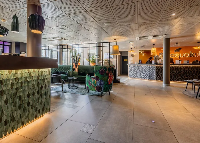 Western Aquakub Otel