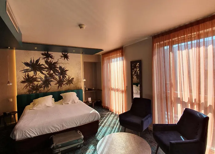 Otel Western Aquakub