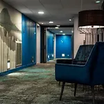 Western Aquakub 3*