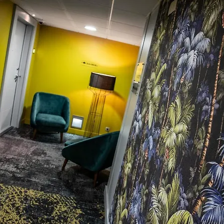 Western Aquakub Hotell