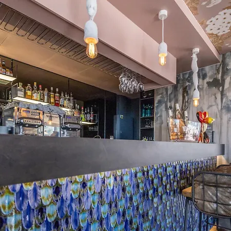 Hotell Western Aquakub 3*