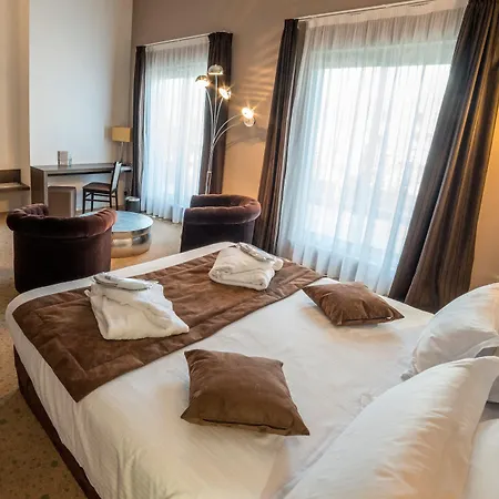 Hotell Western Aquakub 3*