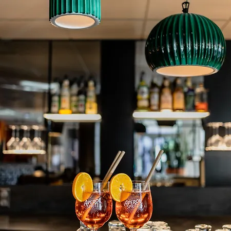 Western Aquakub 3* Aix-les-Bains