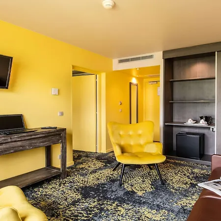 Hotell Western Aquakub 3*