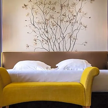 فندق Western Aquakub 3*