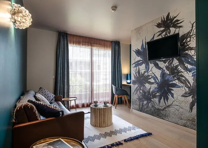 Hotel Western Aquakub 3*