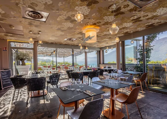 Western Aquakub Hotel 3*