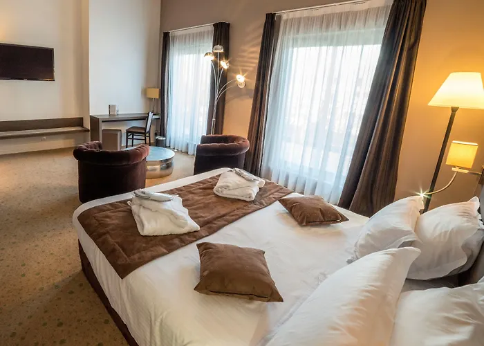 Hotel Western Aquakub 3*