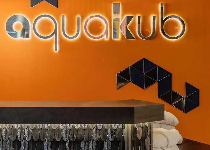 Western Aquakub Hotell Aix-les-Bains