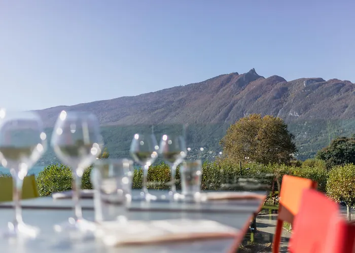 Western Aquakub Hotell 3*